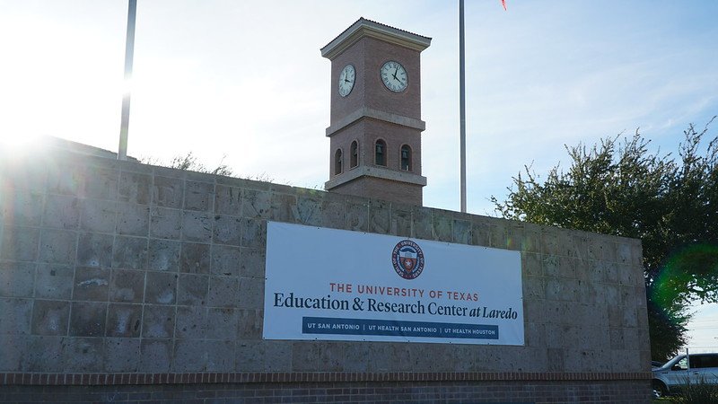 Image of University of Texas Education and Research Center at Laredo